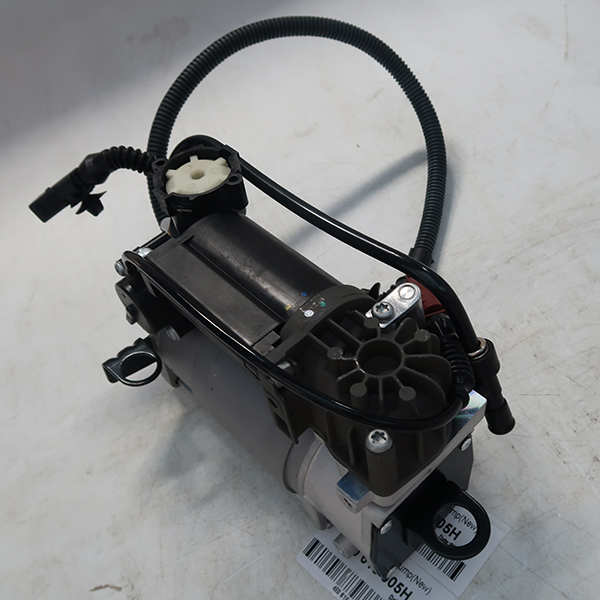 A8D3 air suspension compressor for Audi - 副本